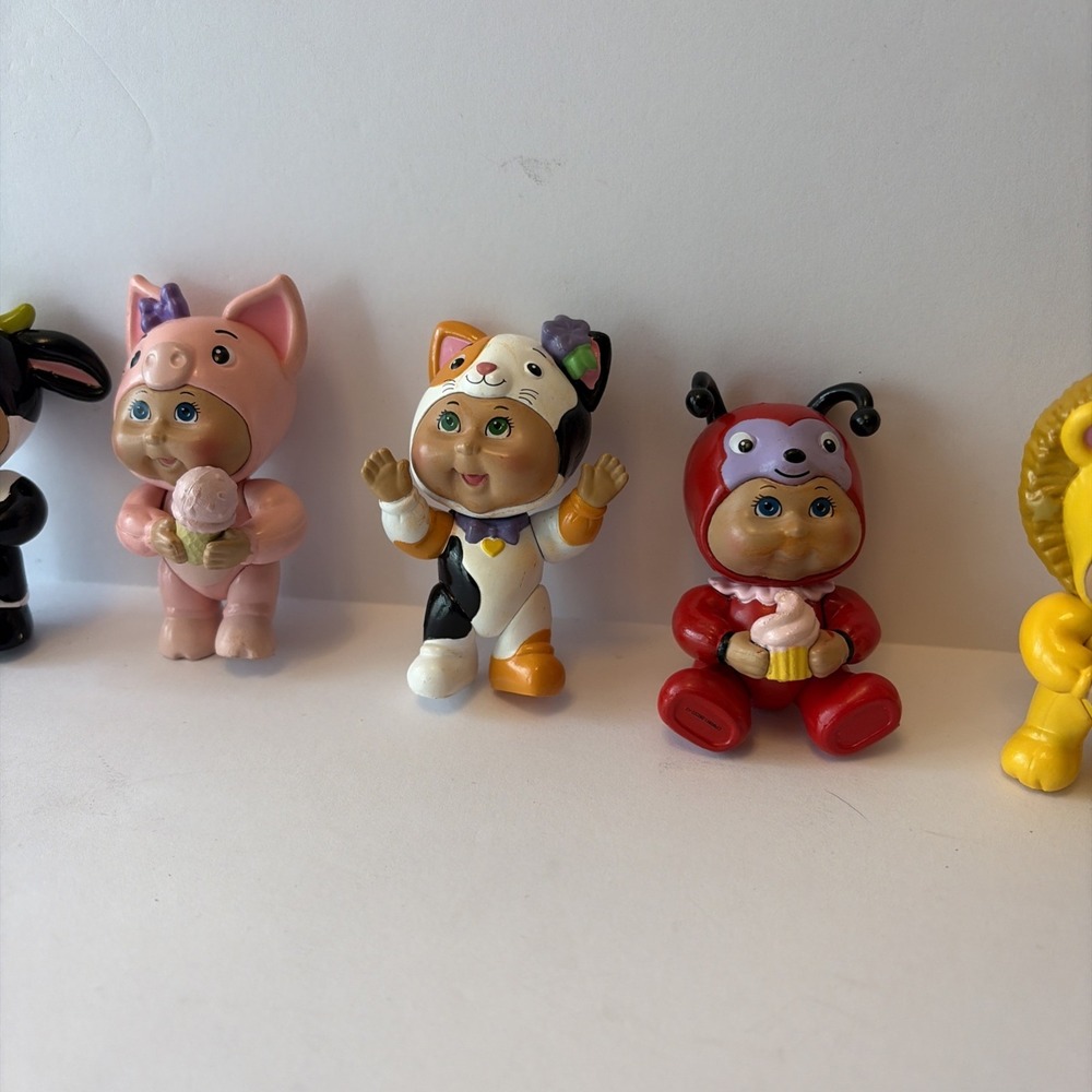 6 Figure Lot of Cabbage Patch Kids - Picture 3 of 4